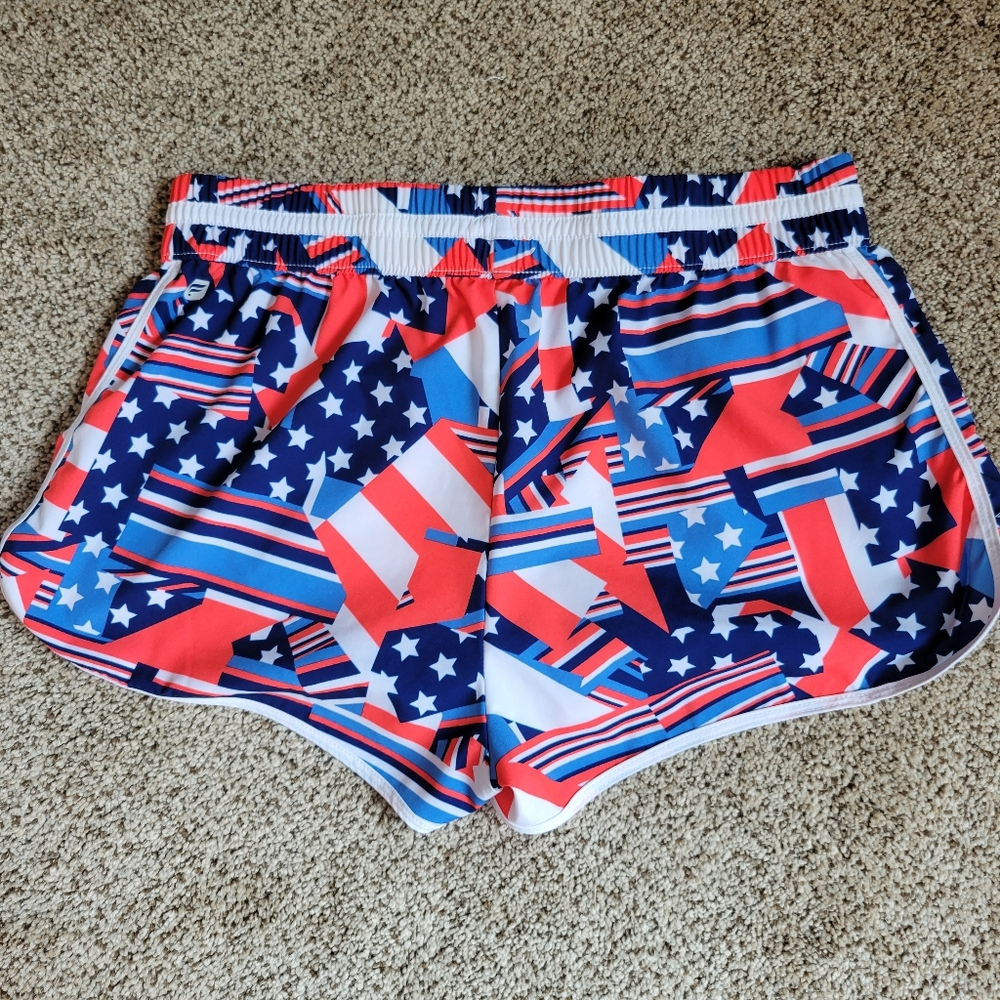 Fabletics Shorts - Picture 2 of 3